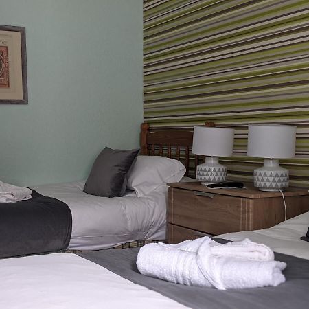 Crown Hotel Langholm Eksteriør bilde