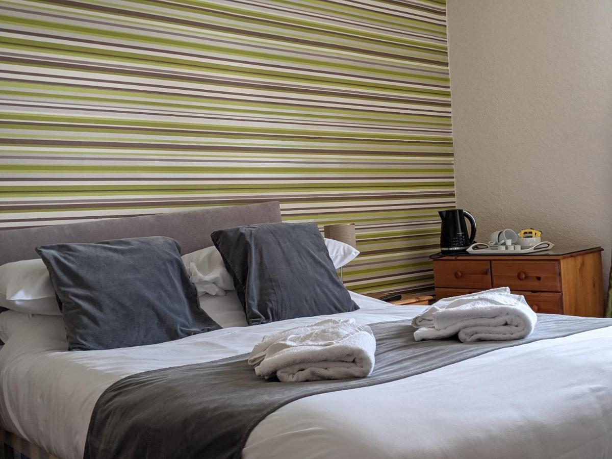 Crown Hotel Langholm Eksteriør bilde