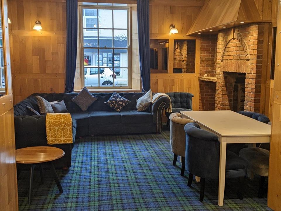 Crown Hotel Langholm Eksteriør bilde